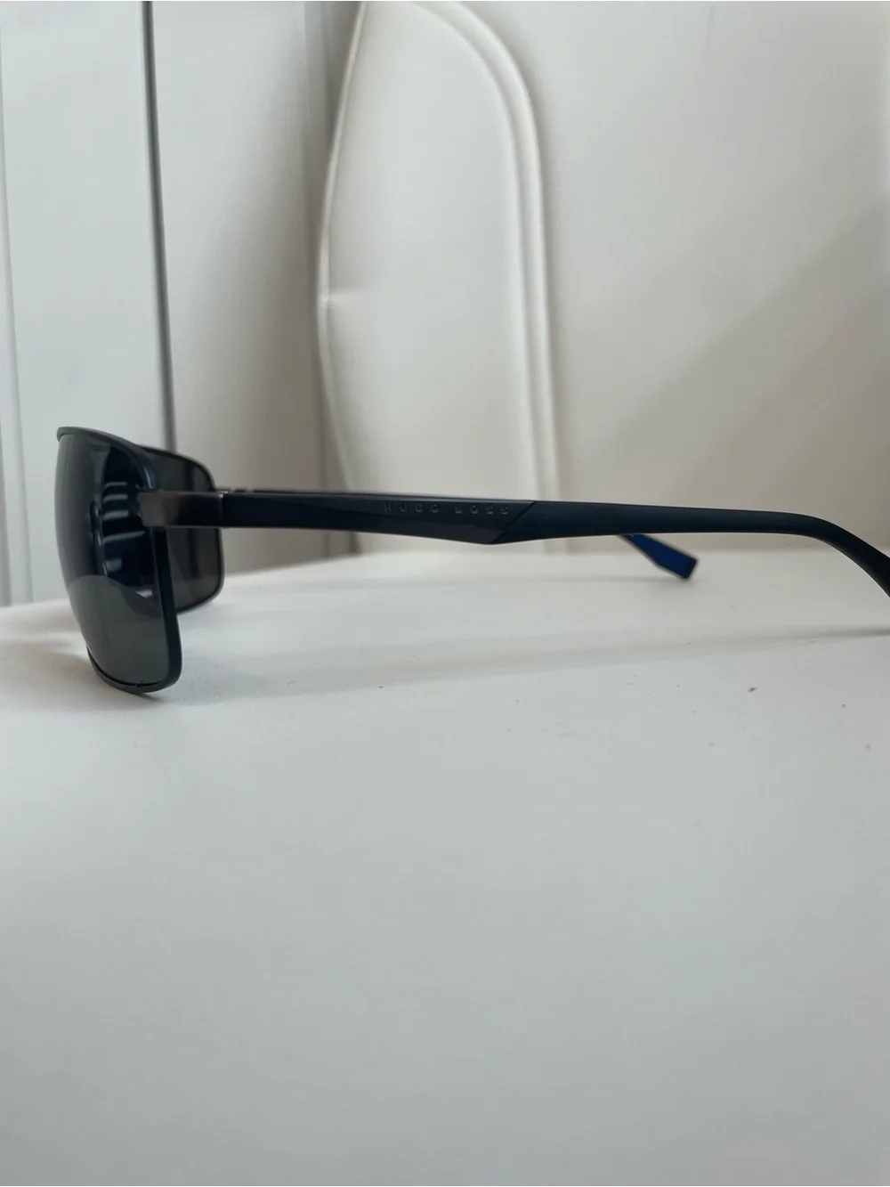 Boss Black Men's Aviator-Style Sunglasses 100% authentic